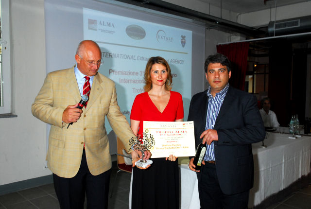 Biceno - Foto premiazione al 3° Concorso Oleario Internazionale "ARMONIA"